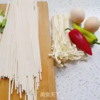 Make Egg noodles step 0