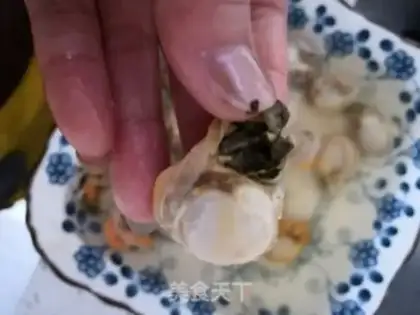 Make Garlic scallops step 1