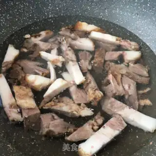 Make Pepper pork step 1