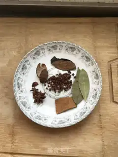 Make Hot dry noodles step 0