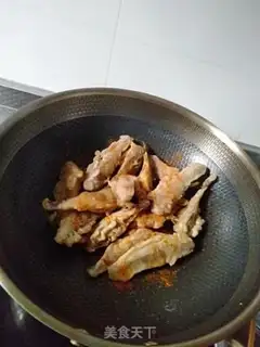 Make Little yellow fish step 2