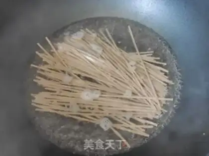Make Tomato egg noodles step 2