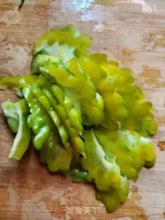 Make Chili made bitter melons step 0