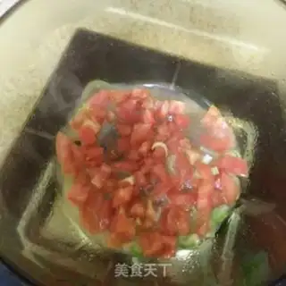 Make Pineseed tomato egg noodles step 2