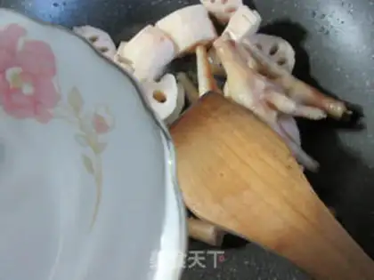 Make Liang burned chicken claws step 2