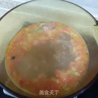 Make Pineseed tomato egg noodles step 3