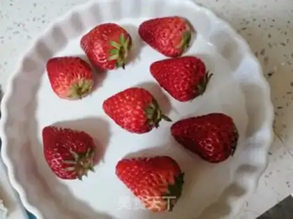 Make Strawberry chocolate step 0