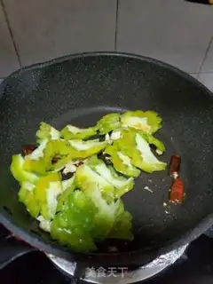 Make Chili made bitter melons step 3