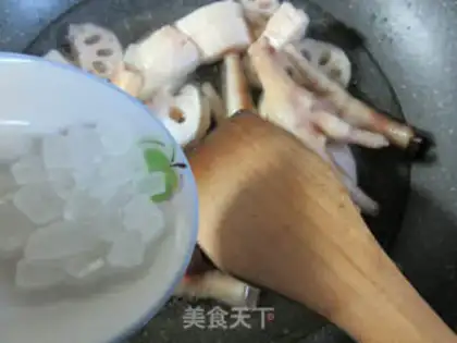 Make Liang burned chicken claws step 6