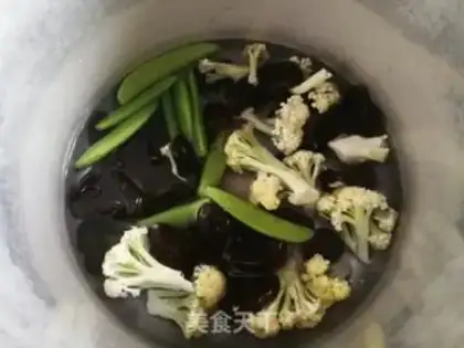 Make Slurry salad step 1