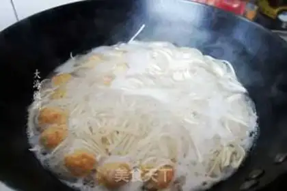 Make Hot noodles step 2