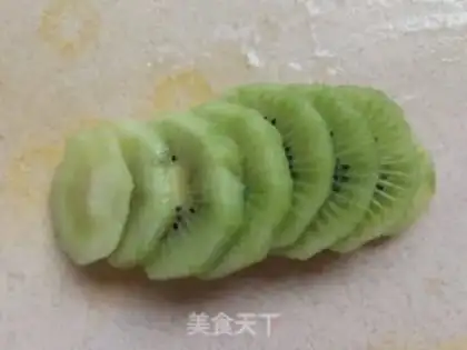Make The yogurt salad step 1
