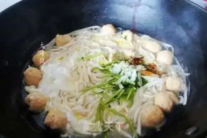 Make Hot noodles step 4