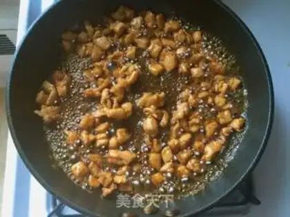 Make Coke chicken fried rice step 4