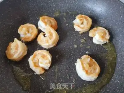 Make Garlic shrimp step 3