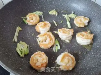 Make Garlic shrimp step 4