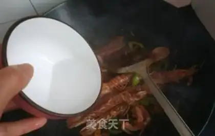Make Spicy leather shrimp step 10