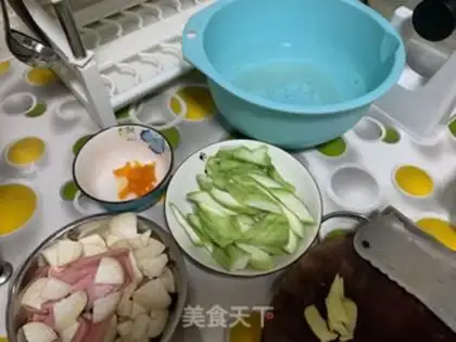Make A silk melon with fans step 1