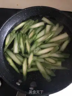 Make Clear and white step 1
