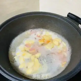Make A silk melon with fans step 4