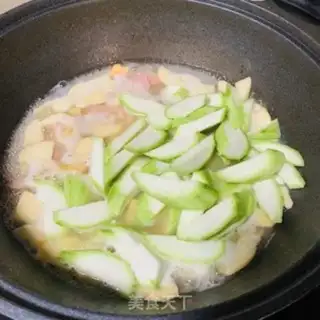 Make A silk melon with fans step 5