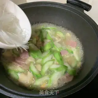 Make A silk melon with fans step 6