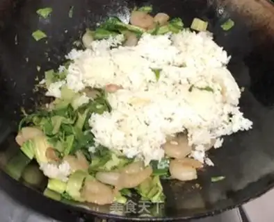 Make Loafers, shrimp eggs, fried rice step 3