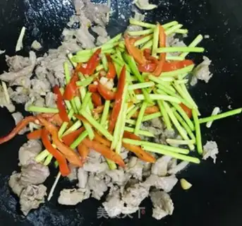 Make Garlic fried cattle step 6