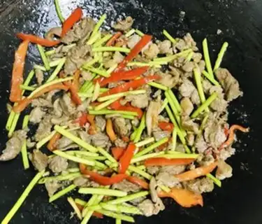 Make Garlic fried cattle step 8