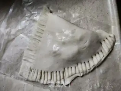 Make A sour cake with a hand grab step 6
