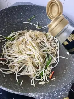 Make Sour green bean sprouts step 11