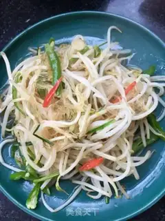 Make Sour green bean sprouts step 13