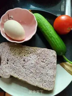 Make cucumber eggs and potato sandwiches step 0