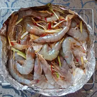 Make Tinpaper roasted shrimp step 8