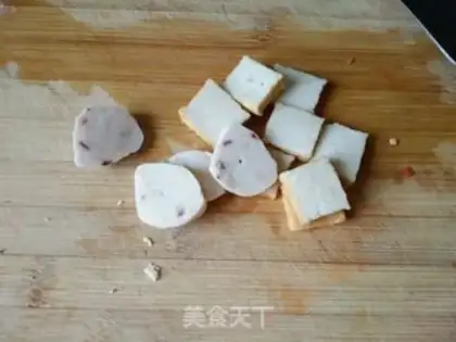 Make Seafood pizza step 2