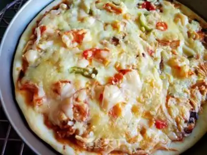 Make Seafood pizza step 13