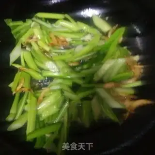 Make Shrimp-dried vegetable step 4