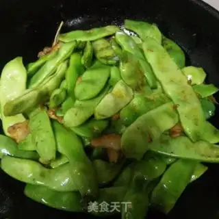 Make Five flowers for northeast beans step 6