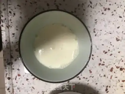 Make Blueberry cheesemus step 21