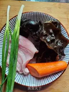 Make Simple fish fragrance step 0