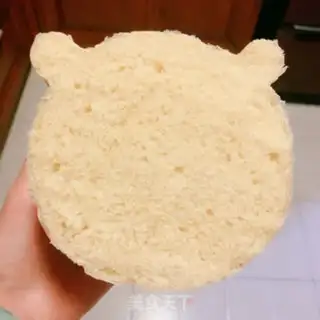 Make Bear toast sandwich step 3