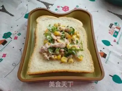 Make Tuna sandwich step 5