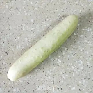 Make A cucumber collide step 0