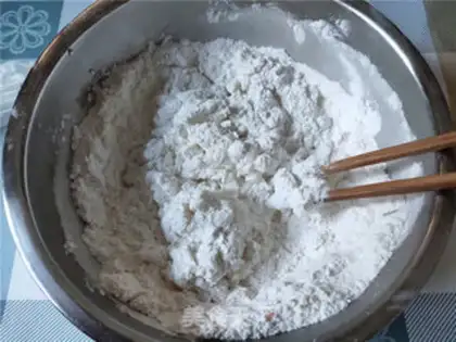 Make Pickled rice cake step 1