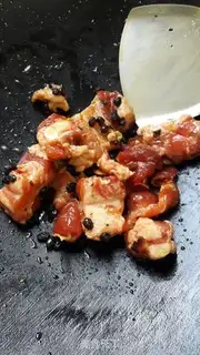 Make Bone evaporation needle mushrooms step 1