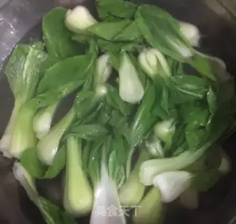 Make Sour sauce noodles step 1