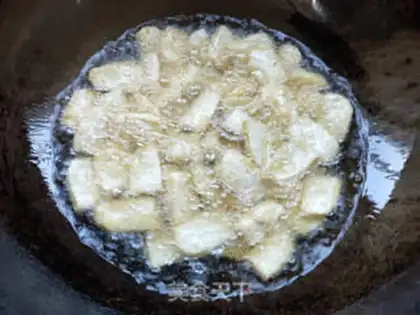 Make Onion fried tofu step 3