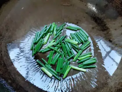 Make Onion fried tofu step 5