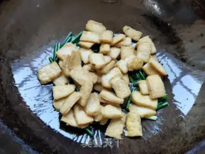 Make Onion fried tofu step 6
