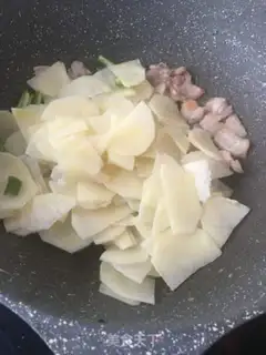 Make Spicy potatoes step 9